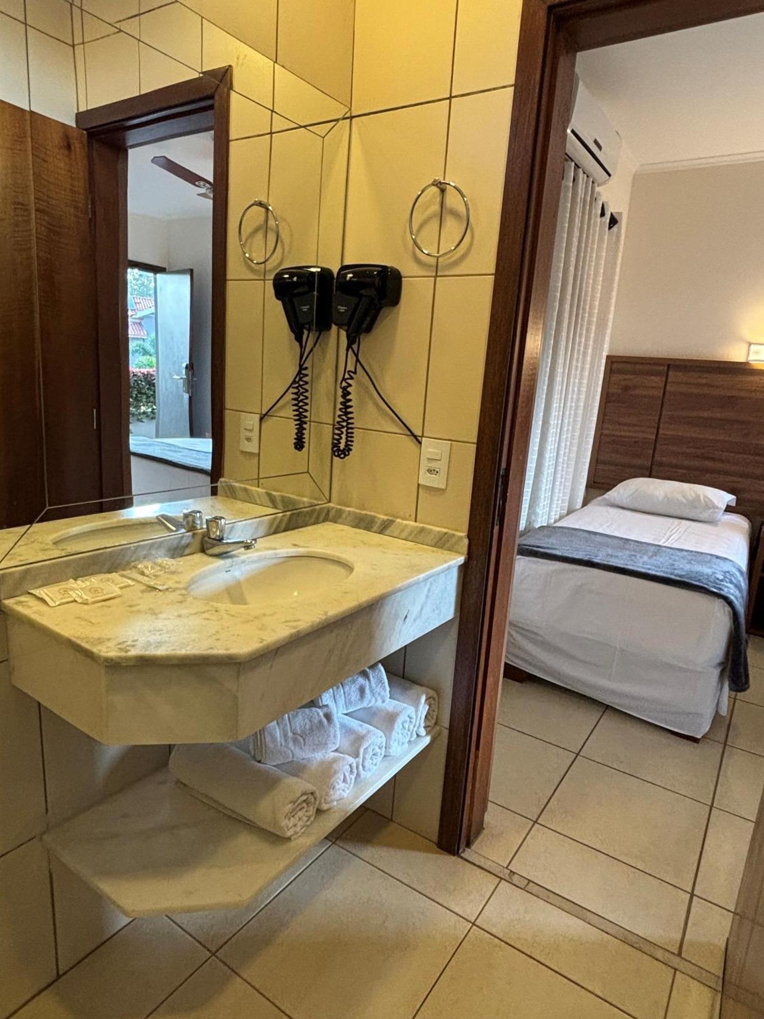 Hotel Roda D'Agua Andradina 객실 사진